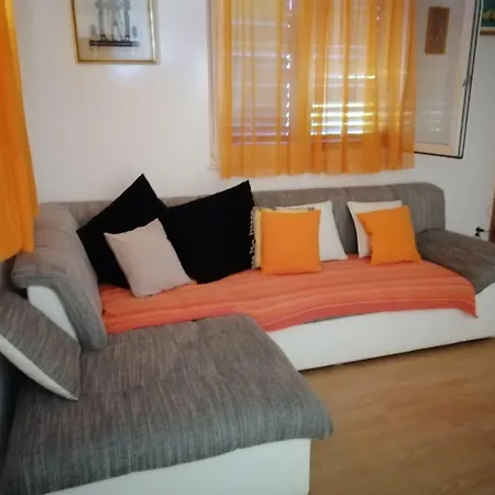 Appartement Deni *
