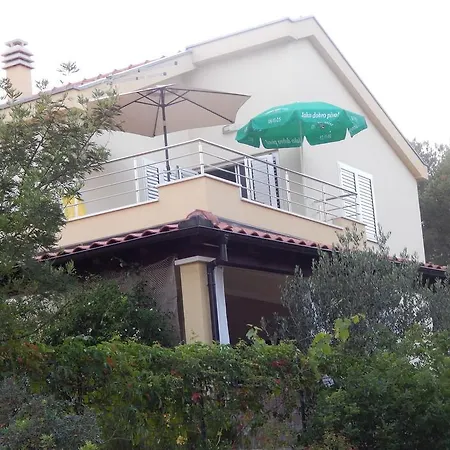 Deni Appartement *