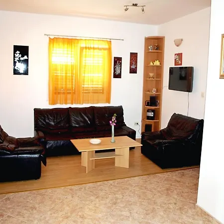 Appartement Deni Milna (Brac)
